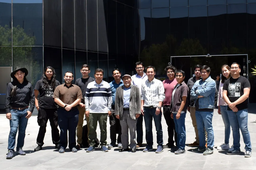 Investigadores y estudiantes de BUAP