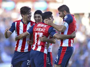 Chivas se impone en Querétaro