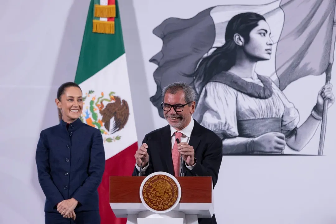 Estamos cumpliendo con nuestra promesa de que no va a aumentar en términos reales el precio de las gasolinas: Sheinbaum