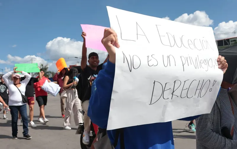 manif-universidad-cuauhtemoc-blvd-atlixco