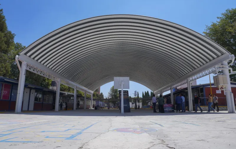 Inaugura Ayuntamiento de Puebla techado escolar en la Primaria Club de Leones
