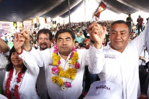 Barbosa y Morena siguen como punteros, según encuesta del BEAP y Centro de Estudios Consultivos