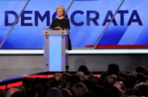 Hillary Clinton se proclama nominada presidencial demócrata
