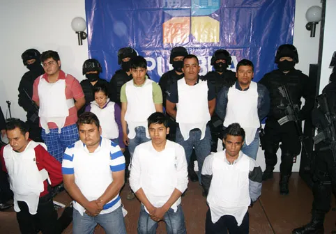 Desmantela PGJ peligrosa banda de secuestradores proveniente de Veracruz