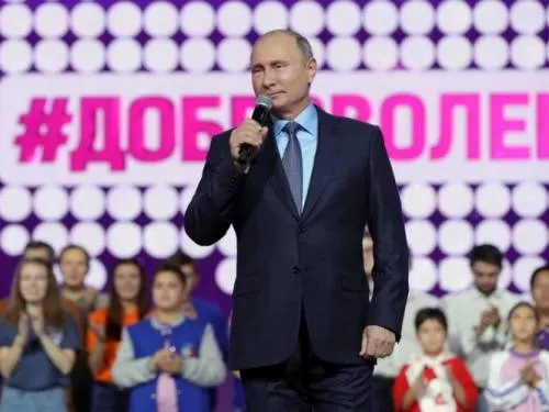 El rap va a pervertir a Rusia, alerta Putin