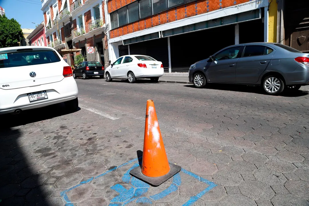 Apartado De Lugares Estacionamiento