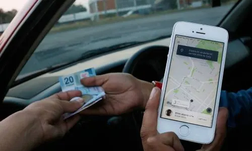 Sin proceder amparo de Uber para cobrar en efectivo por el servicio de transporte ejecutivo