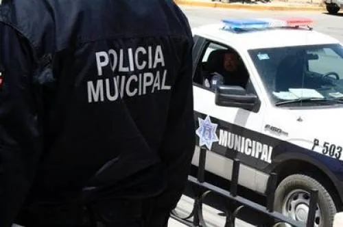 Agreden a policías con un machete y un tubo en San Cristóbal Tulcingo