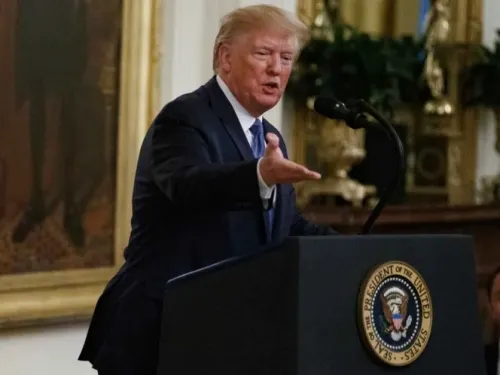 Demandan a Estados Unidos por pedir seguro médico a migrantes