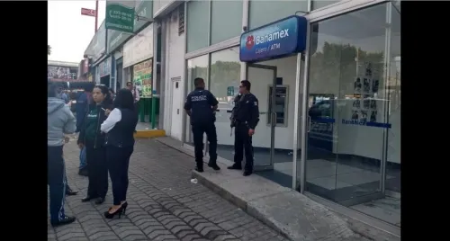 Asaltan Banamex ubicado en el bulevar 5 de Mayo