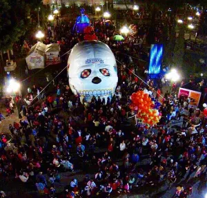 Gran afluencia de familias poblanas y visitantes en la Noche de Museos