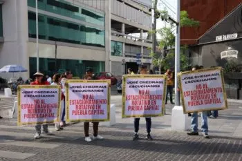 Inician en el barrio de Santiago protestas contra implementación de parquímetros