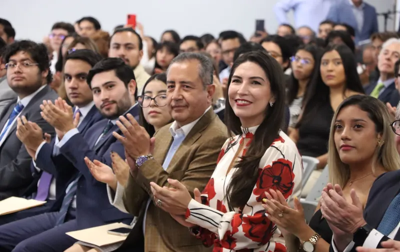 “No puede haber justicia digital sin justicia social”: Laura Artemisa