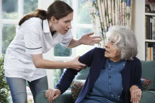 Personas adultas mayores sufren agresiones y robo por parte de sus hijos y nietos: INAPAM