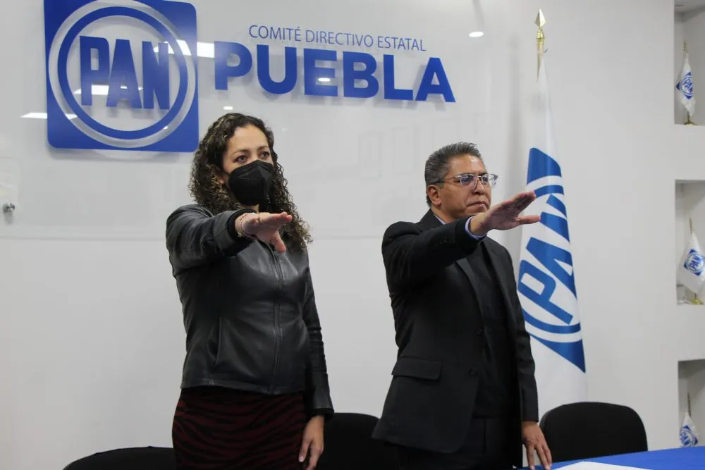 Instalan la Comisión Permanente y palomean a secretarios del PAN Puebla