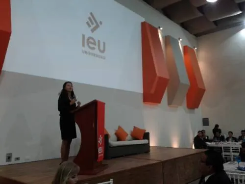 Representante de la ONU diserta en IEU sobre Políticas Migratorias