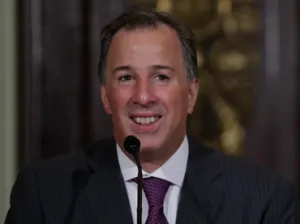 Economía mexicana creció 2.2 por ciento en 2016: Meade
