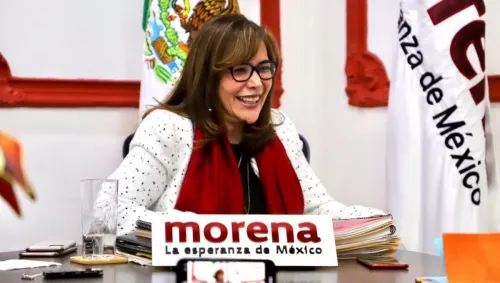 Juez rechaza demanda de Morena contra Yeidckol Polevnsky
