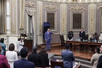 Samuel Aguilar Pala rinde protesta como diputado local; se irá al gobierno de Armenta