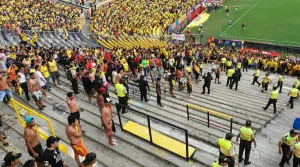 Una pelea durante un partido del campeonato de Ecuador deja 40 heridos