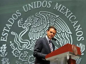 Peña Nieto promulga leyes secundarias de reforma energética