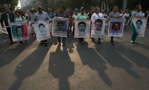 Padres de normalistas desaparecidos en Iguala reclaman verdad en la CIDH