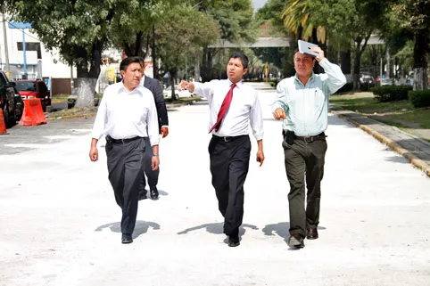 Rivera Pérez, supervisa trabajos del Boulevard 5 de Mayo