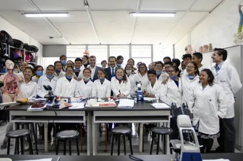 Nuestra voluntad es proveer de las mejores herramientas y espacios para el aprendizaje: Esparza
