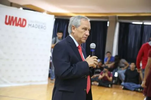 Asegura Cárdenas contar con apoyo no sólo de panistas, sino también de morenistas y priistas