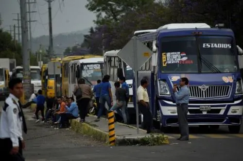Suman tres casos de acoso a mujeres a bordo del transporte público en la capital poblana