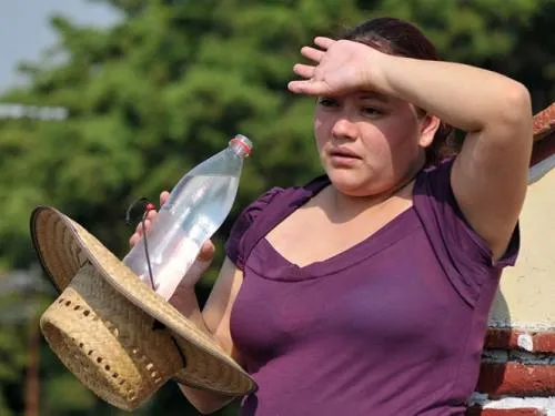 ¡Uf! Calor llegará a 40 grados en 18 estados