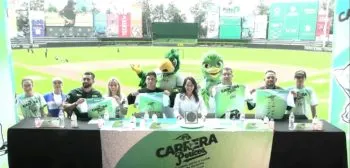 Presentan medalla y playera oficial de la primera edición de la Carrera Pericos de Puebla