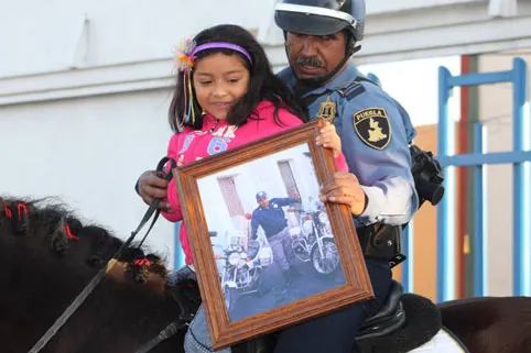 Homenaje a policía estatal que falleció en cumplimiento de su deber