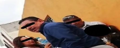 Hombres golpean a embarazadas en Puebla