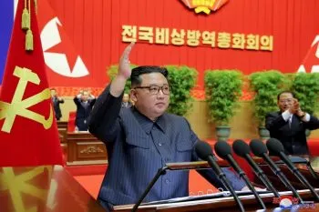 Kim Jong-Un declara que se venció a la pandemia en Corea del Norte