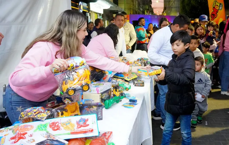 texmelucan-primera-rosca-de-reyes-monumental