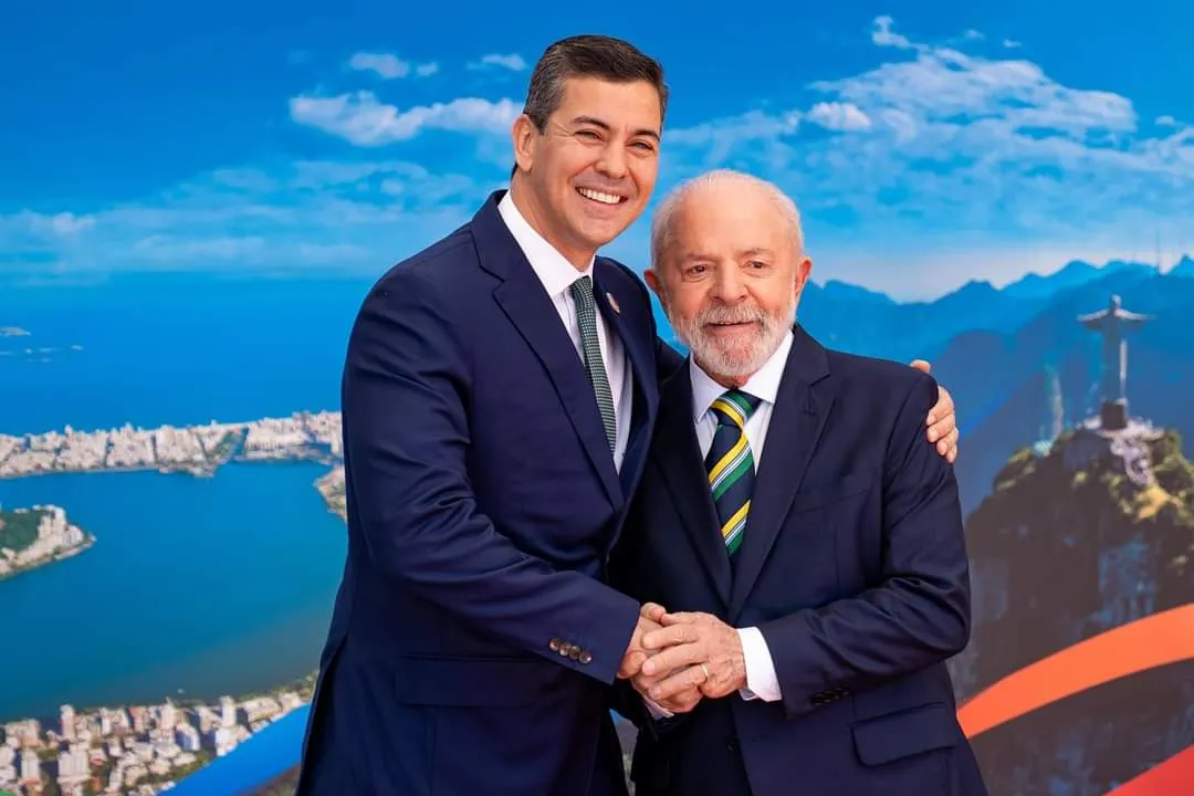Santiago Peña, presidente de Paraguay, se recupera tras hospitalización en Brasil durante el G20