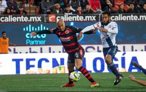 Xolos golea a Puebla y se mete a la Liguilla