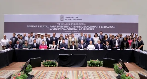 Sí se puede eliminar la violencia de género en Puebla: María Candelaria Ochoa