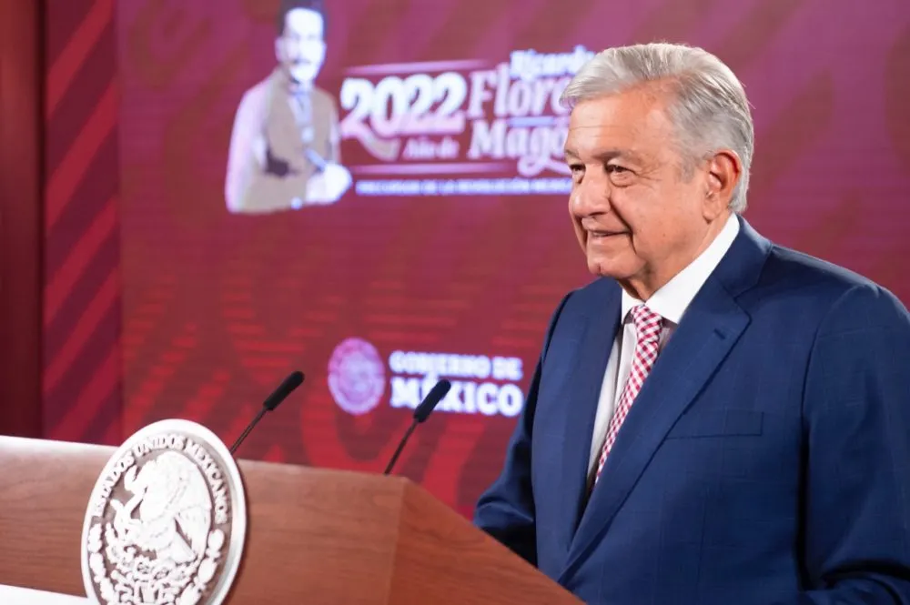 AMLO, Aguacate
