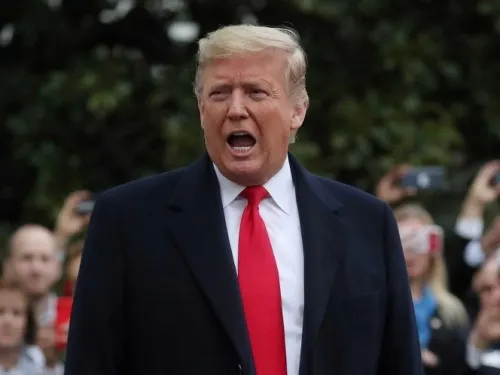 Abogados de Trump fustigan juicio y exigen absolución
