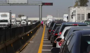 Aforo vehicular incrementa en temporada vacacional