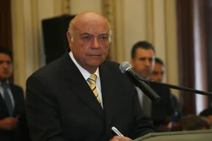 Priistas critican falta de cifras en comparecencia de Ignacio Basaguren