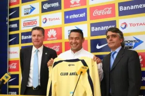Presenta América a Ignacio Ambriz como nuevo técnico