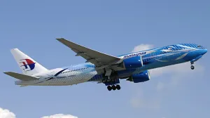 Avión de Malaysia Airlines con 295 pasajeros se estrella en Ucrania