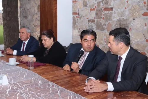 Relación Republicana con el Poder Judicial, ofrece Miguel Barbosa Huerta