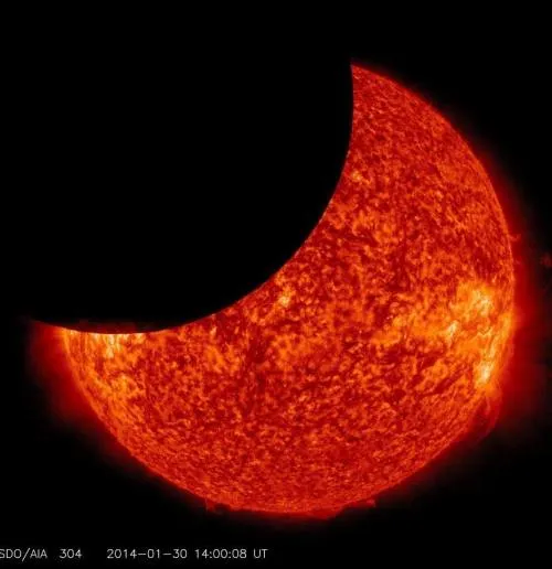 Se agotan las gafas protectoras para ver el eclipse solar en Estados Unidos