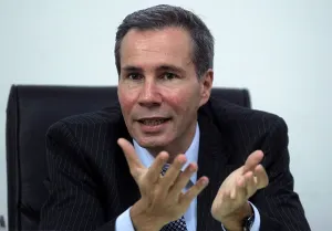 Hallan muerto al fiscal que acusó a la Presidenta de Argentina