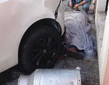 Embisten a lechero tras accidente frente a edificio de la UPAEP