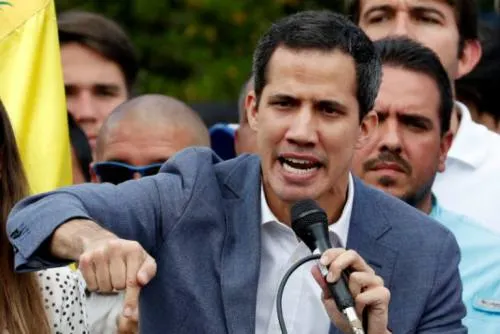 Fiscal General de Venezuela pide prohibir salida del país a Guaidó y congelar cuentas